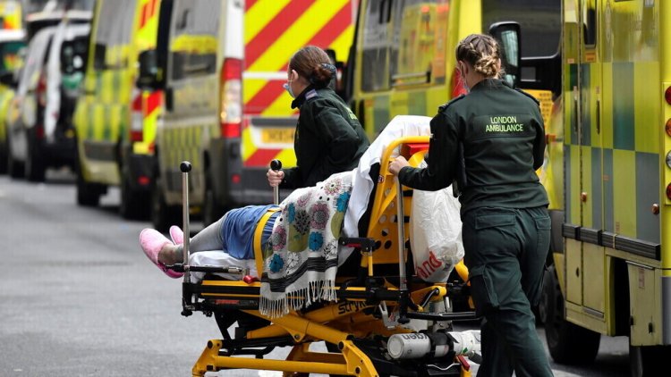 بريطانيا تضع خطة طوارئ للسيناريو الأسوأ مع ارتفاع إصابات كورونا