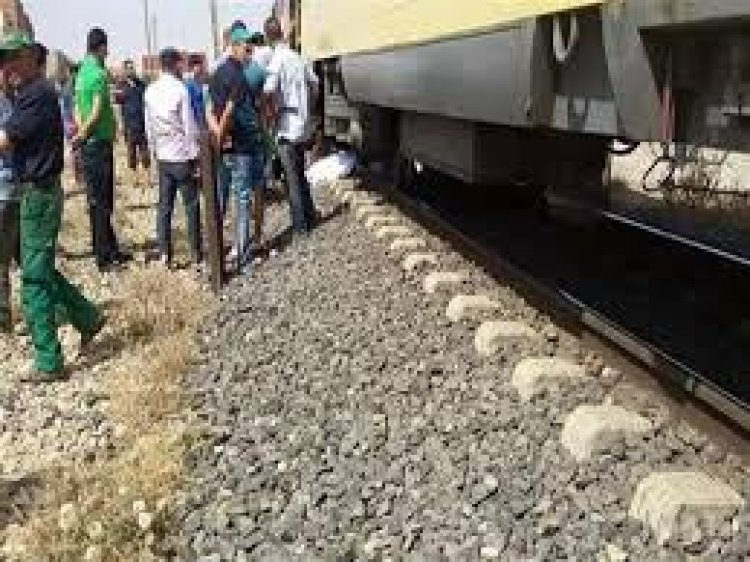 قطار «يدهس» طفلًا  أثناء عبوره شريط السكة الحديد في «العياط»