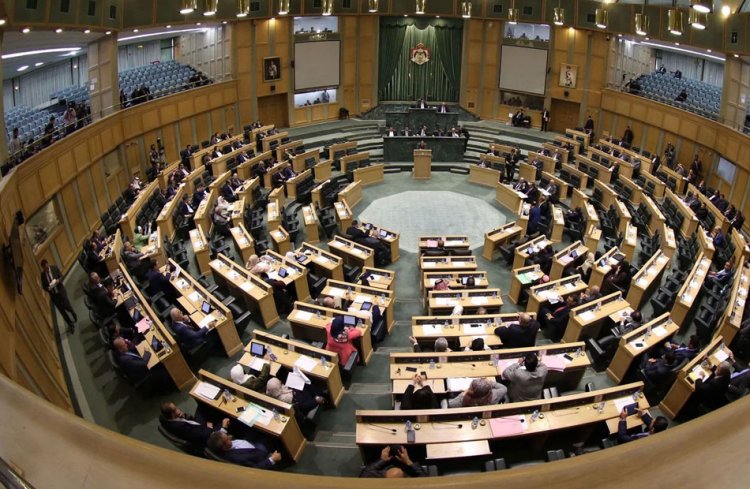 بأغلبية 104 أصوات من أصل 112 نائبا.. مجلس النواب الأردني يقر مشروع تعديل «الدستور»