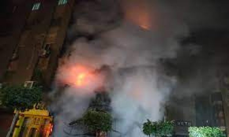التحقيق في حريق التهم 8 طوابق من عقار وعدد من المحلات بالقاهرة