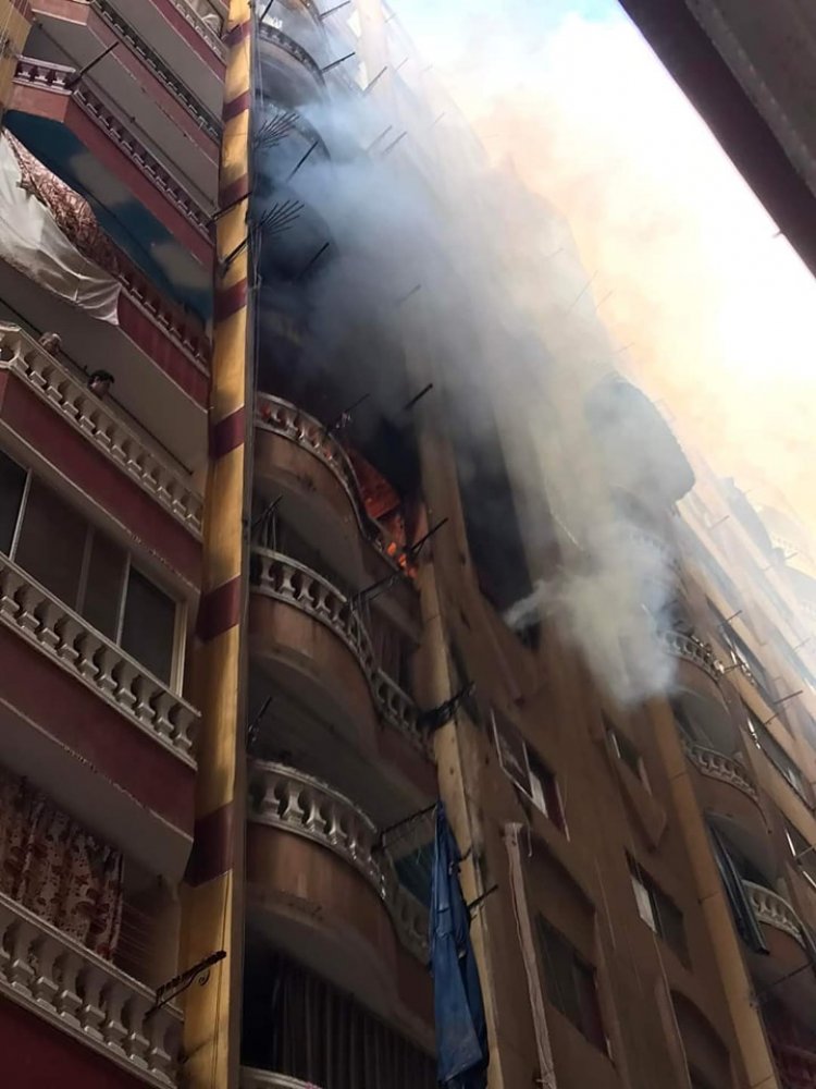 إصابة شخص بحروق في حريق داخل عقار مكون من 8 طوابق بمدينة نصر