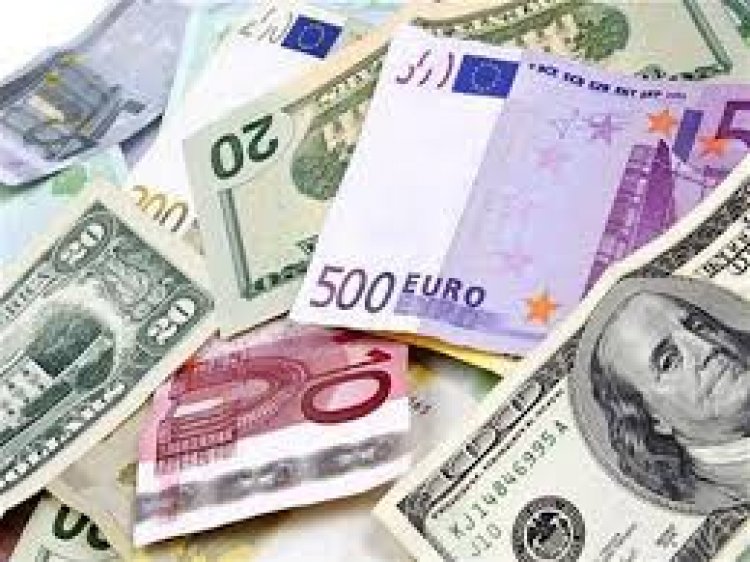 أسعار العملات الأجنبية ترتفع بمقدار 3 إلى 4 جنيهات