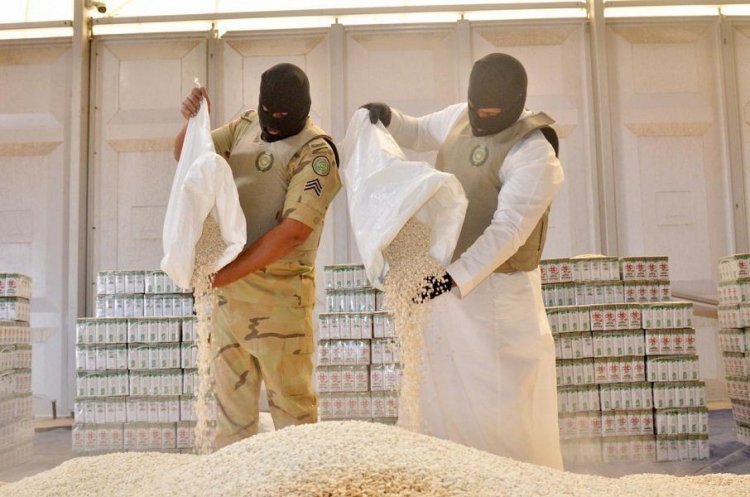 ضبط مليون و272 ألف قرص «إمفيتامين مخدر» بحوزة وافدَيْن في السعودية