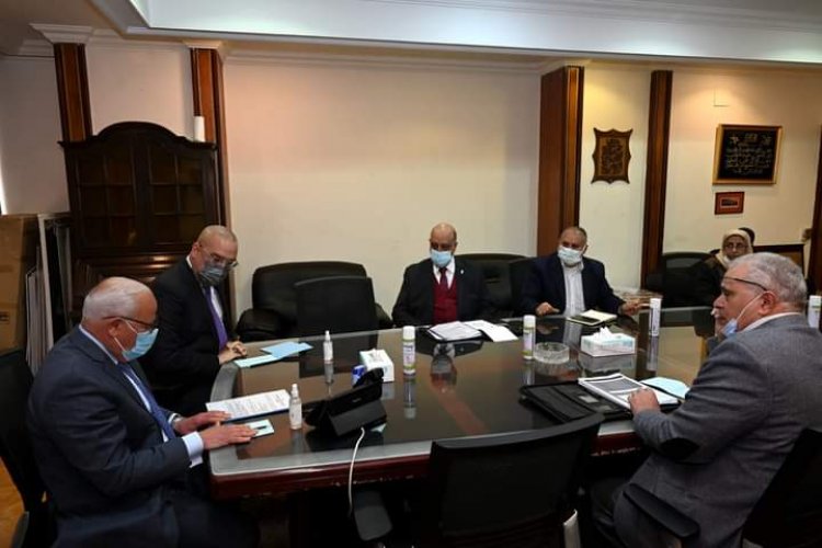 وزير الإسكان ومحافظ بورسعيد يتابعان المشروعات الجاري تنفيذها بالمحافظة