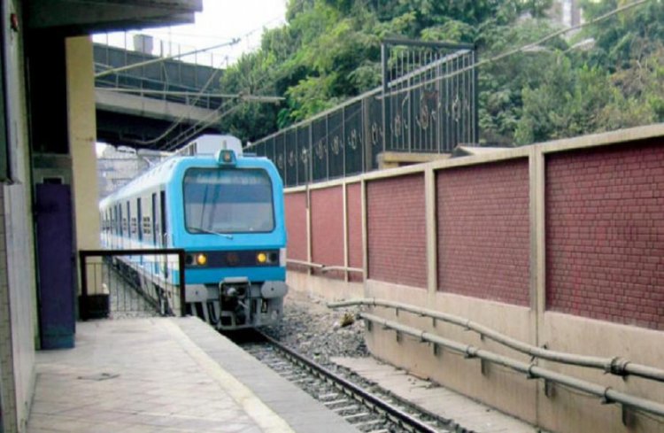 مترو الأنفاق يعلن عودة وانتظام حركة القطارات بالخط الأول بعد إصلاح العطل