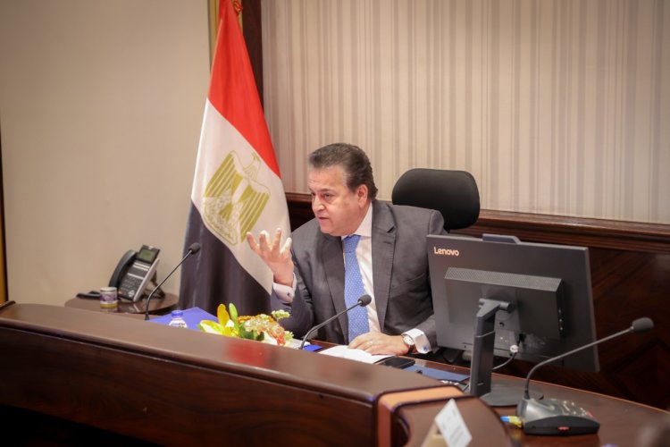 القائم بأعمال وزير الصحة يلتقي نظيره الأردني لبحث سبل التعاون