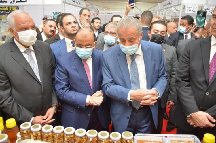 وزيرا التموين و التنمية المحلية ومحافظ الجيزة يفتتحون معرض «أهلا رمضان» بفيصل