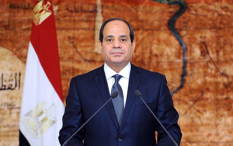 الرئيس السيسي عن وجود 2 مليون بائع جائل بمصر: «الغلبان في رقبتي ورقبتك»