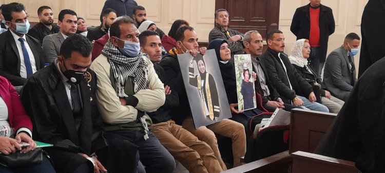 جنايات الإسكندرية تقضي بتأييد إعدام المتهمين بقتل فتاة المول وحبس الحدث 15 عامًا