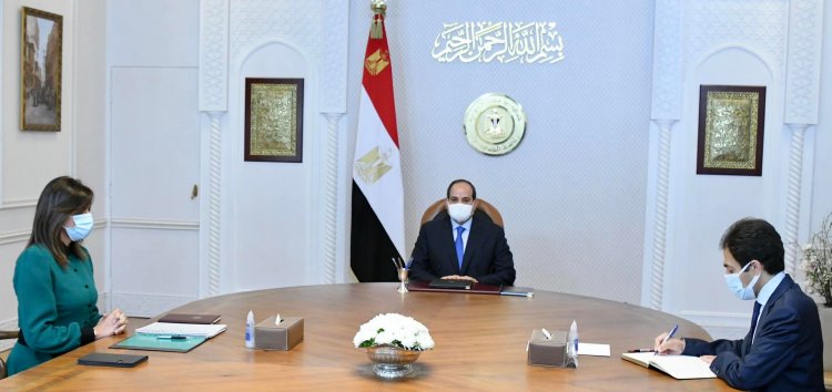 الرئيس السيسي يطمأن على سلامة الجالية المصرية في أوكرانيا