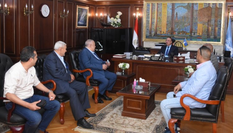 محافظ الإسكندرية يستقبل رئيس اتحاد كمال الأجسام لإقامة بطولة دولية