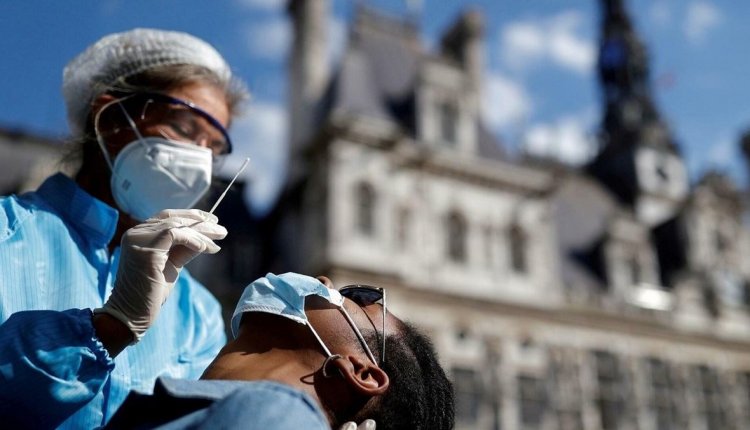 رقم مُرعب.. فرنسا تُسجل 155 ألفًا و783 إصابة جديدة بفيروس كورونا