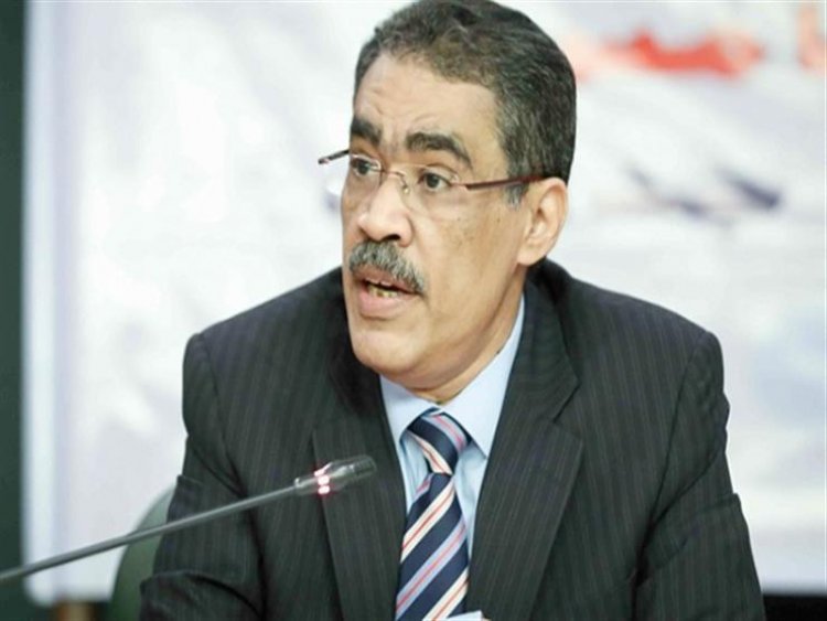 ضياء رشوان يعلن موافقة الحكومة على زيادة «بدل» الصحفيين