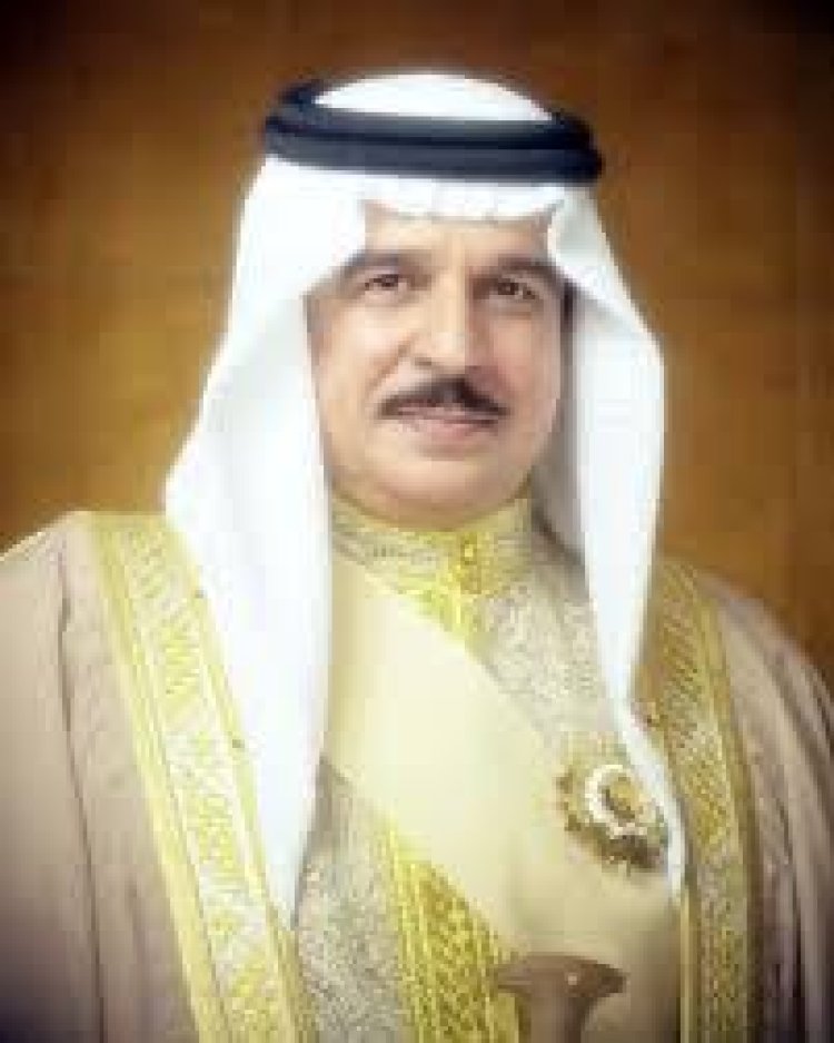 ملك البحرين يعزي السيسى في حادث حريق كنيسة بمحافظة الجيزة