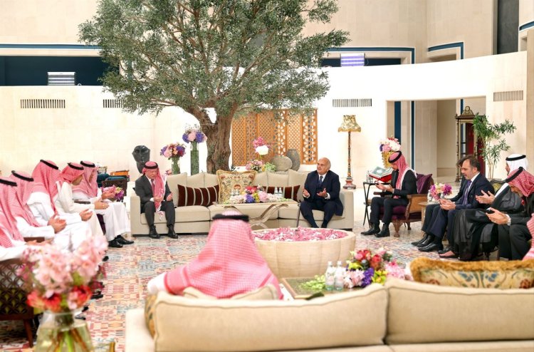 الديوان الملكي يُعلن خطوبة ولي العهد الأردني
