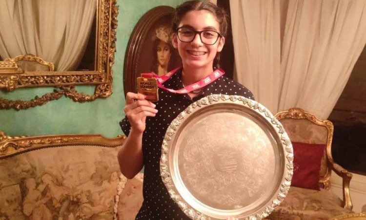 المصرية أمينة بطلة العالم لناشئات الإسكواش رقم 14 بفرنسا 