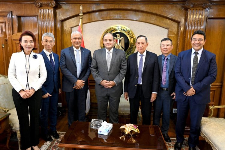 وزير التجارة: إنتاج كومبروسر التكييف في مصر باستثمارات 33 مليون دولار