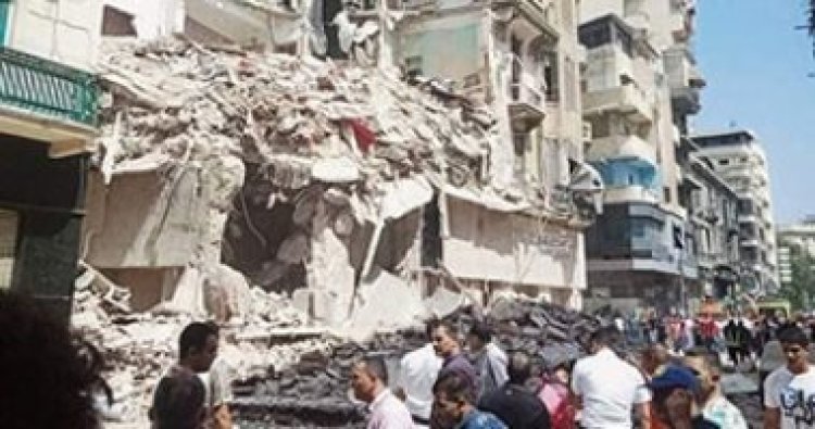 انهيار عقار في منطقة الحضرة بالإسكندرية