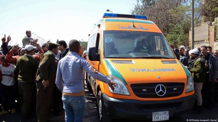 مصرع وإصابة 8 سيدات في حادث انقلاب سيارة بصحراوي المنيا