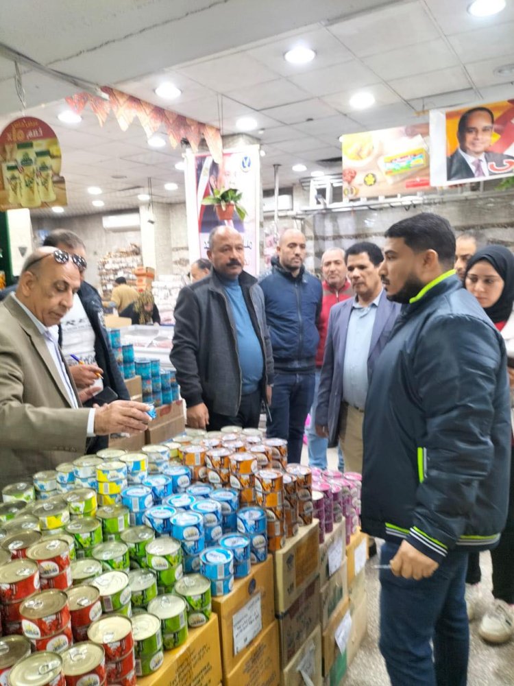 حملات رقابية مكثفه على الأسواق و منافذ بيع السلع الغذائية في شبرا الخيمة