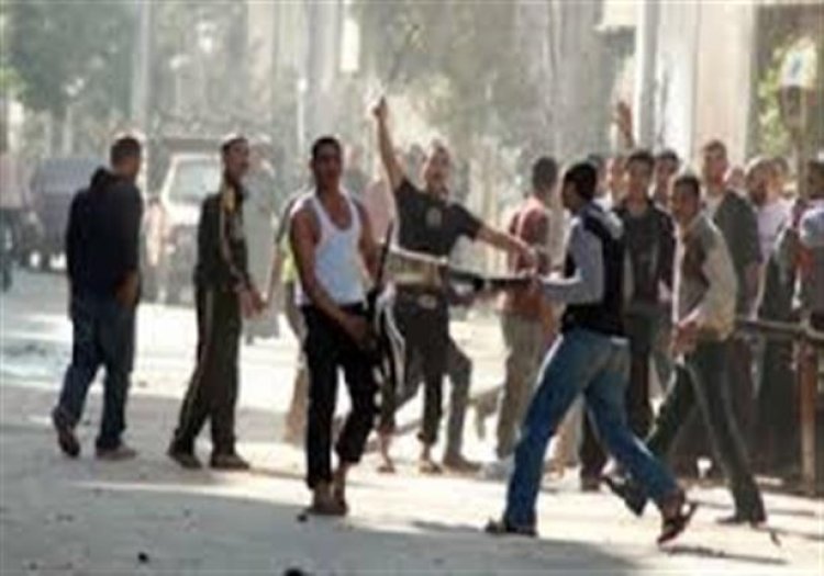 حرب شوارع».. إصابة 8 أشخاص في مشاجرة بالأسلحة «النارية والبيضاء» في السلام  - موقع العاصمة