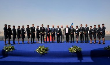 وزير الطيران يشهد مراسم تسليم أولى طائرات مصر للطيران من طراز الإيرباص A321 NEO