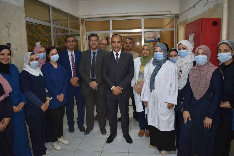 نائب محافظ المنيا يتابع اانتظام لخدمة الصحية بمستشفي التأمين الصحي ومصر الحرة