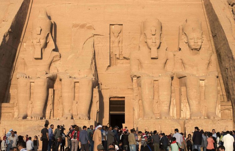 خبيرة سياحية: «30 مليون سائح سيحققون حلمهم بزيارة مصر»