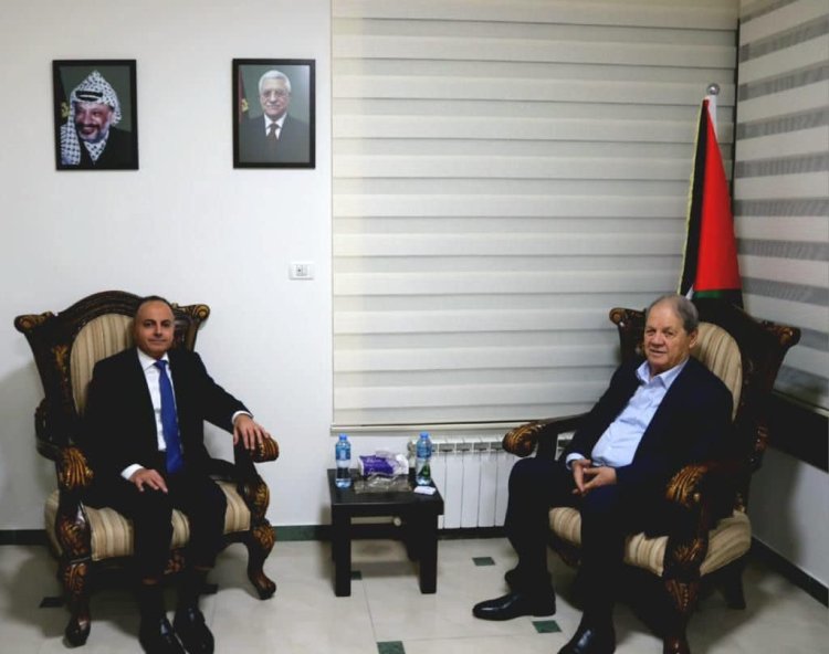 سفير مصر في رام الله يلتقي رئيس المجلس الوطني الفلسطيني
