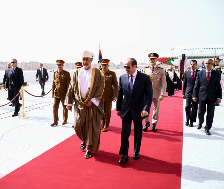 سلطان عمان في زيارة لمصر