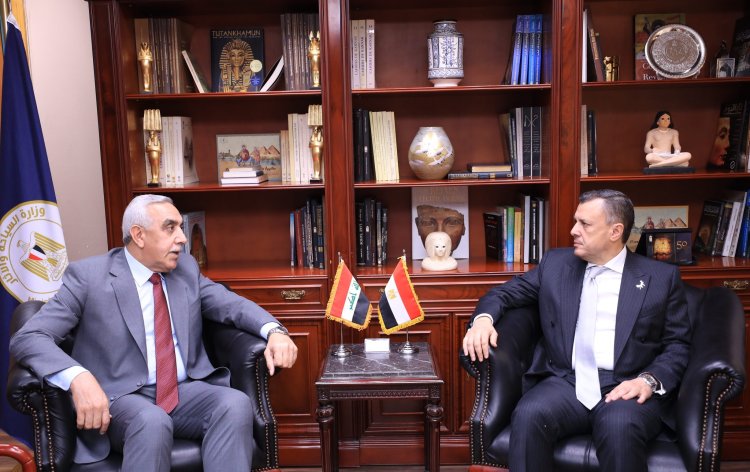 وزير السياحة والآثار يستقبل سفير العراق لبحث التعاون على المستويين السياحي والأثري