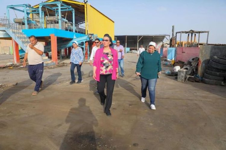 وزيرة البيئة تتفقد مصنع تدوير المخلفات بمنطقة الخناصير في شرم الشيخ