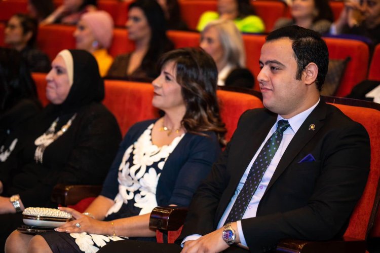 وزير الرياضة يدعو لتعزيز التعاون وتمكين النساء والفتيات بمتحف الحضارة المصرية