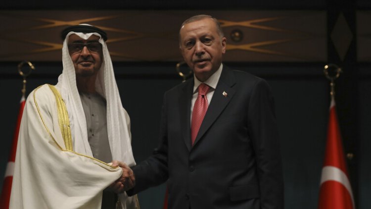 الرئيس الإماراتي ونائباه يهنئون أردوغان بمناسبة إعادة انتخابه رئيسا لتركيا