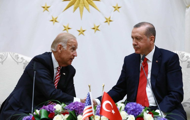 بايدن يطلب من أردوغان حسم مسألة انضمام السويد لحلف الناتو