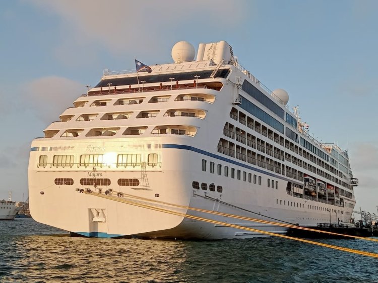 السفينة السياحية SIRENA ترسو بميناء بورسعيد السياحي