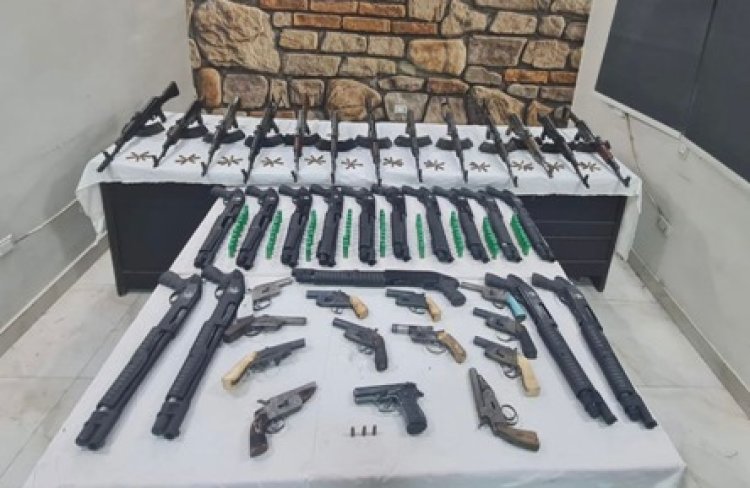 ضبط 28 بندقية و5 تجار مخدرات خلال حملة أمنية بمركز ديروط فى أسيوط - موقع  العاصمة
