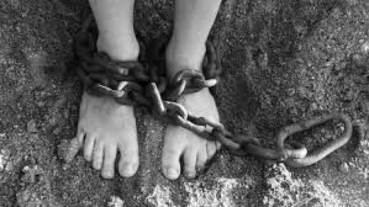 تحرير طفل دمياط المختطف.. والتحريات: خلافات مالية مع خاله