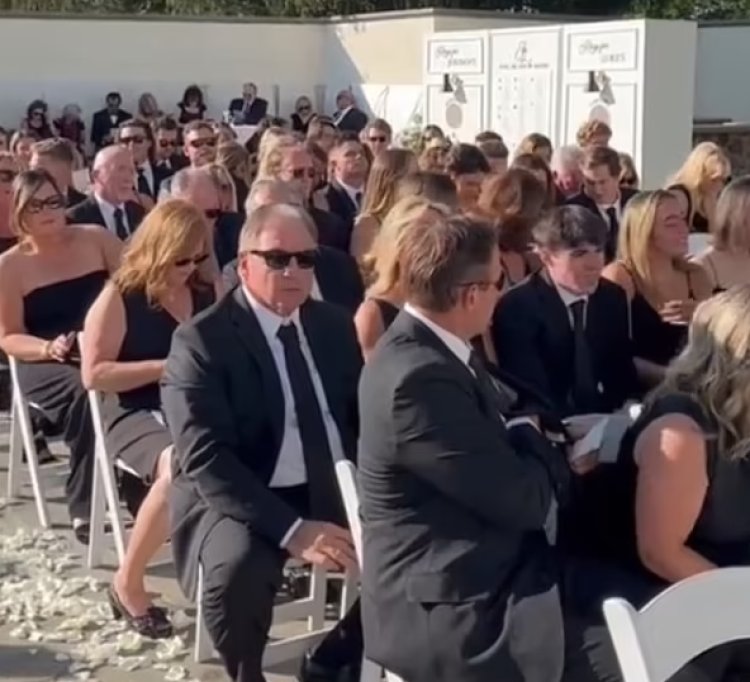 حفل زفاف بـ«اللبس الأسود» يثير الجدل
