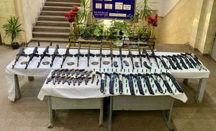 ضبط 29 قضية مخدرات و60 قطعة سلاح نارى في أسوان ودمياط وأسيوط