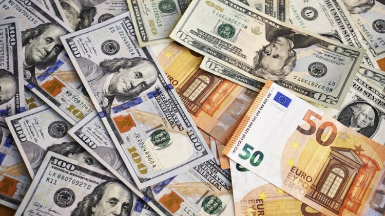 أسعار العملات الأجنبية أمام الجنيه اليوم الخميس 25 إبريل 2024