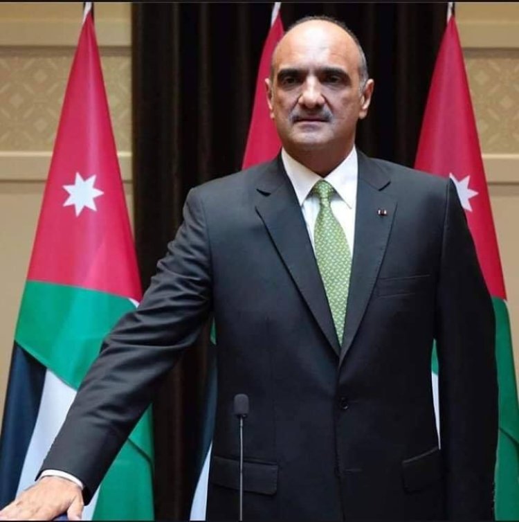 رئيس الوزراء الأردني يلتقي وزيرة الدولة للتعاون الدولي القطرية