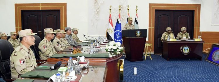 القائد العام للقوات المسلحة يشهد تنفيذ المرحلة الرئيسية لمشروع مراكز القيادة التعبوى «جالوت -2»