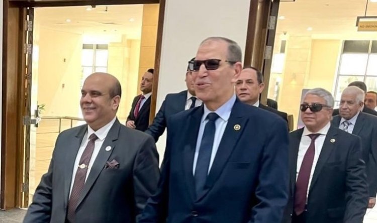 رئيس النيابة الإدارية يزور جناح وزارة العدل بمعرض القاهرة الدولي للتكنولوجيا «ICT»