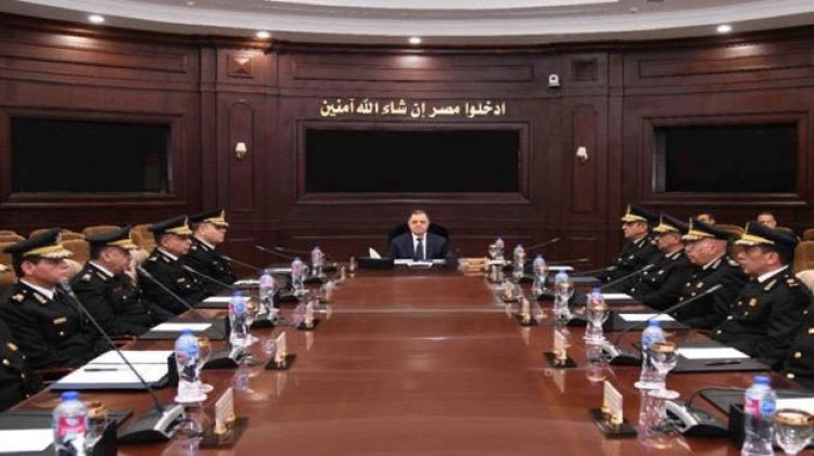وزير الداخلية يعقد اجتماعاً لمتابعة خطة تأمين الانتخابات الرئاسية 2024