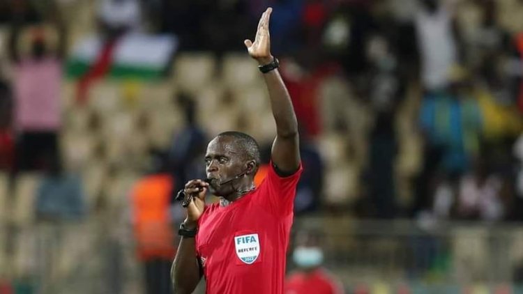 «الكاف» يعلن عن حكم مباراة الأهلي ومازيمبي في دوري الأبطال