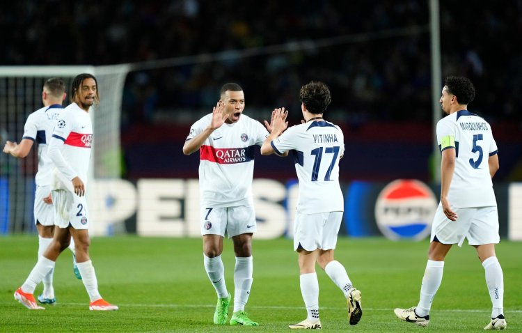 باريس سان جيرمان يسحق برشلونة برباعية ويتأهل لنصف نهائي دوري الأبطال
