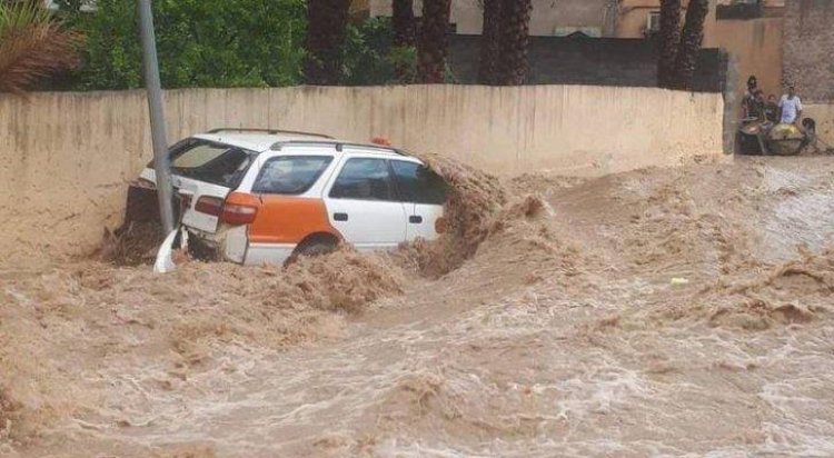 عاجل.. إغلاق الطرق وإعلان حالة الطوارئ في الإمارات بسبب الأمطار والسيول