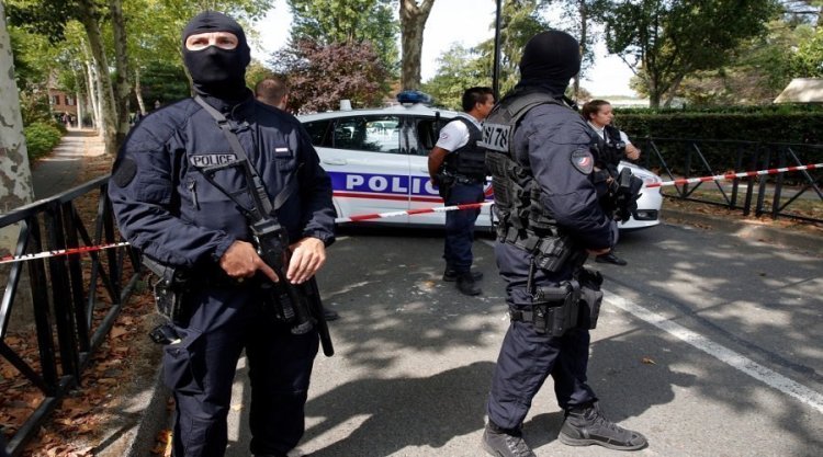 القوات الفرنسية تعتقل مشتبها فيه هدد بتفجير القنصلية الإيرانية فى باريس