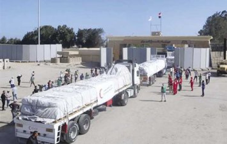 دخول 250 شاحنة مساعدات لغزة واستقبال أعداد من الجرحى والحالات الإنسانية
